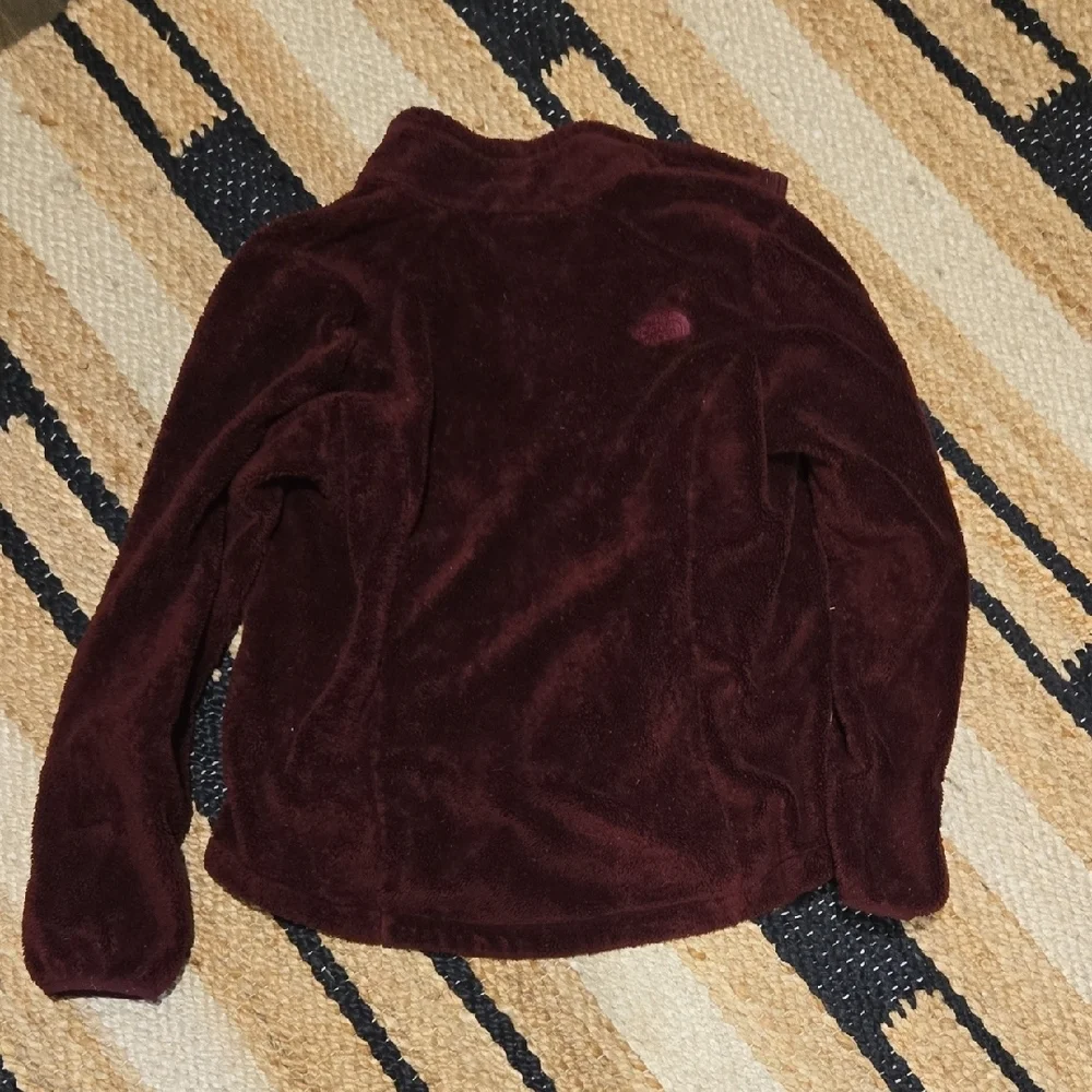 The North Face Deep Burgundy Fleece, Front Zip, Pockets, Logos, M, GUC - Picture 4 of 5